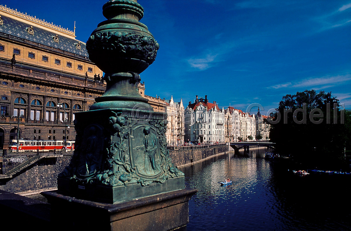 National Theatre, Prague, Czech Republic
 (cod:Prague 34)